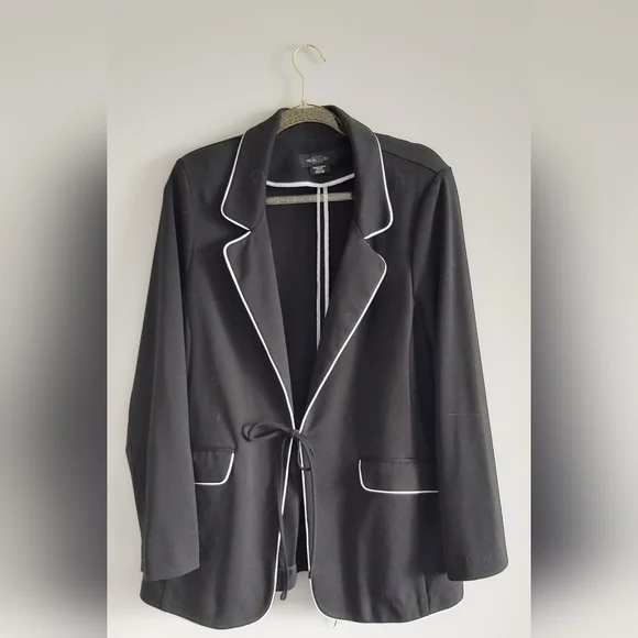Black blazer with white piping detail size 16